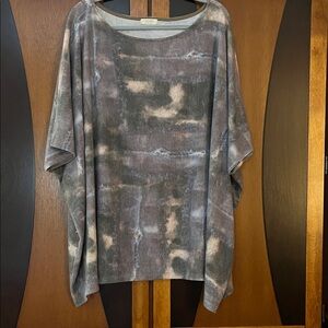 ODDY Brushed Gray/Cream/BrownTie-Dye Pattern Top w/Dolman Sleeves & Bateau Neck